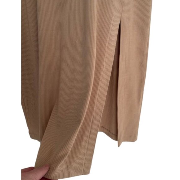 Brown Dynamite Women's Ribbed Midi Skirt - Picture 2 of 8